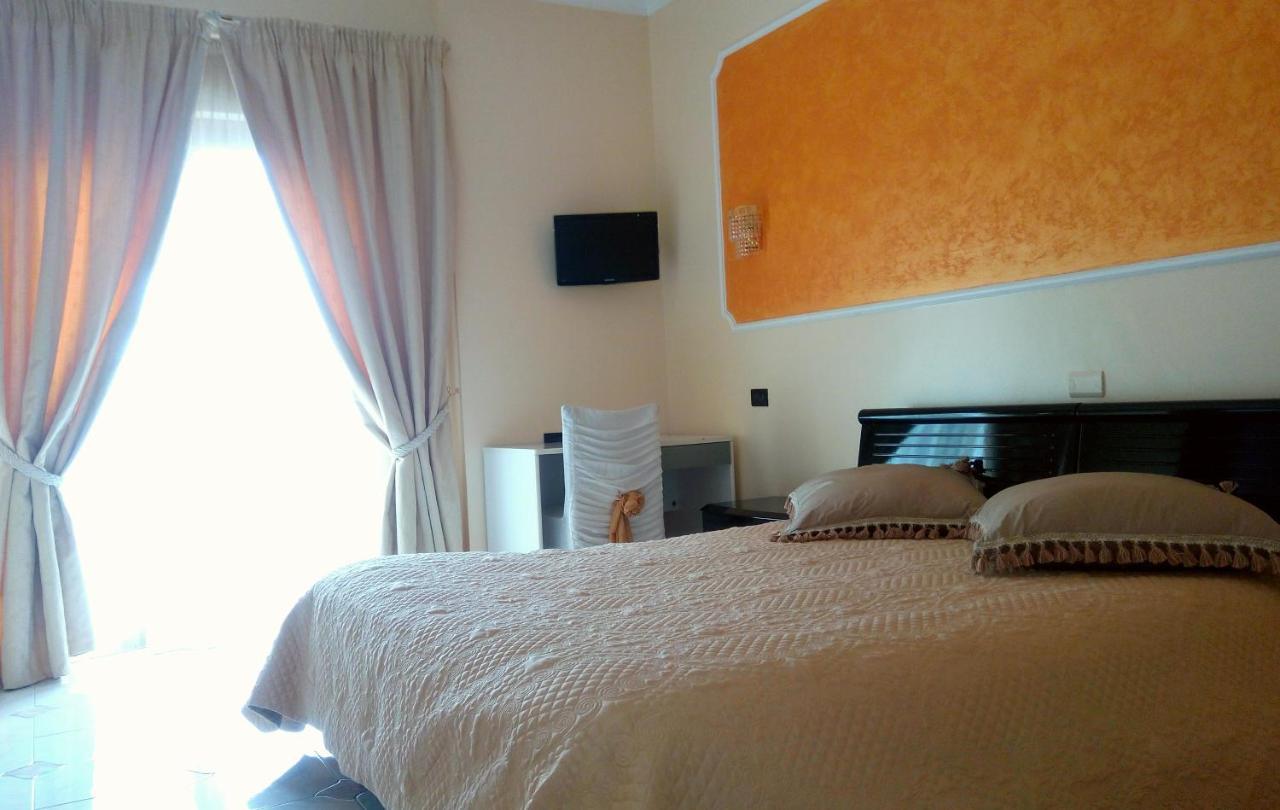 Hotel Al Querceto Tocco Caudio Kültér fotó