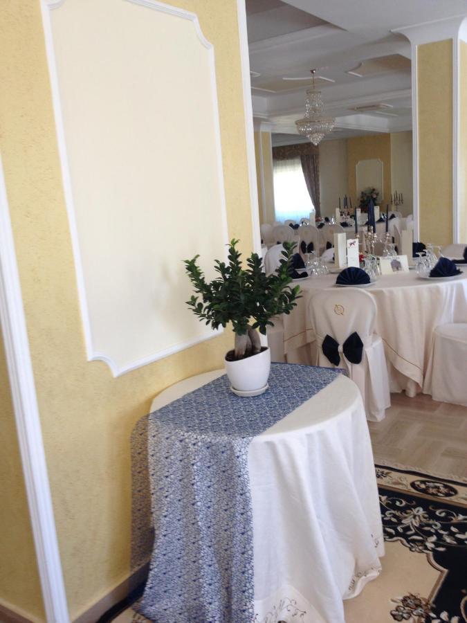 Hotel Al Querceto Tocco Caudio Kültér fotó